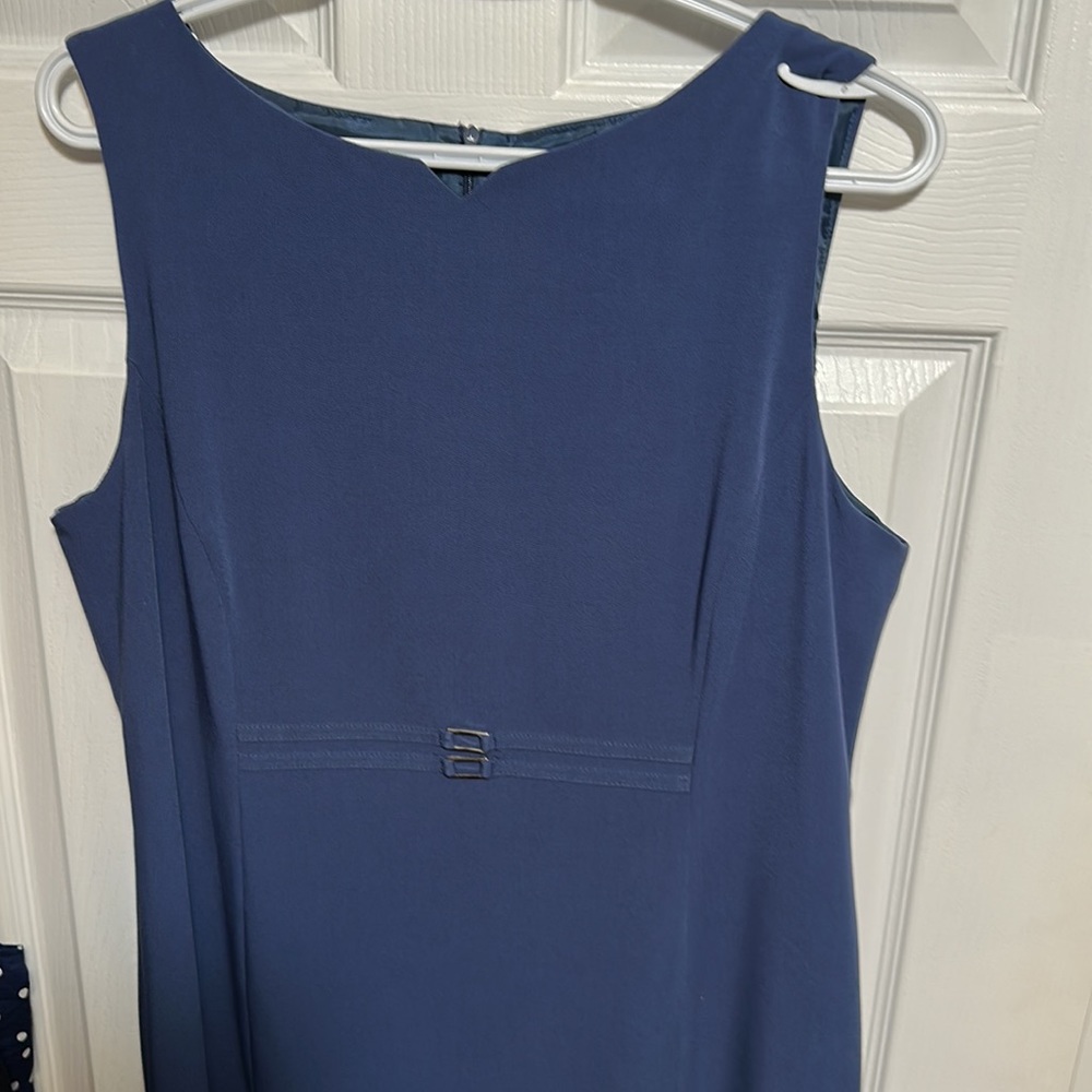 Melrose petites beautiful dress